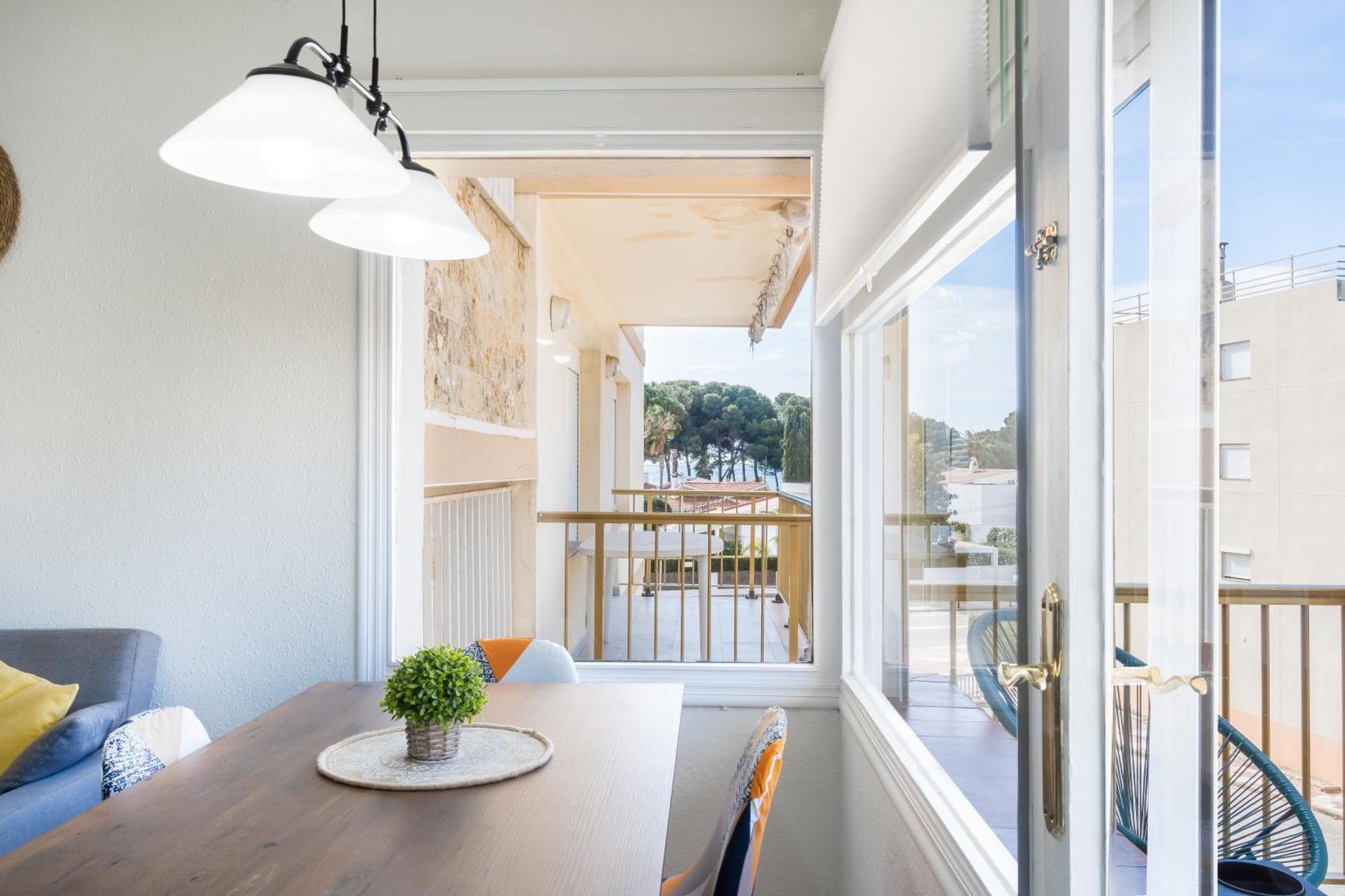 Coastal Paradise & Cozy Home With A 100M From The Beach! Cambrils Extérieur photo